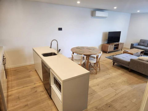 Modern Apartment Airport Area - New Castle Holiday 3