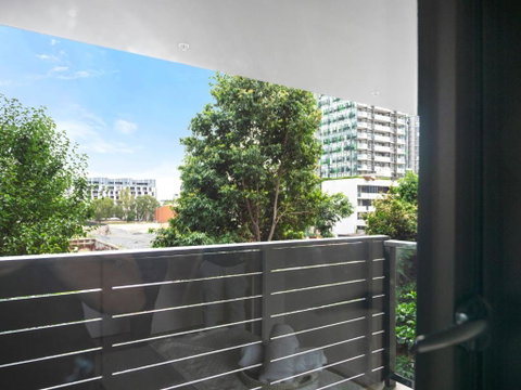 Modern Split Level 2Bed With Pool - New Castle Holiday 2