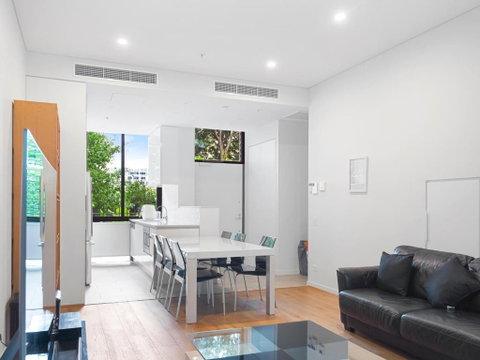 Modern Split Level 2Bed With Pool - New Castle Holiday 0