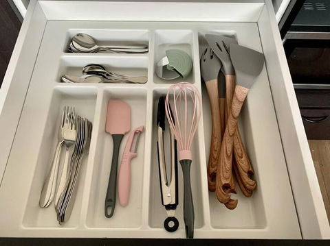 Modern Villa With Water View - New Castle Holiday 3