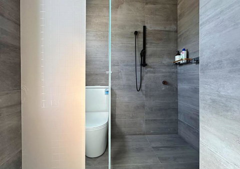 Montrose Double Bed Room Close To City - New Castle Holiday 2