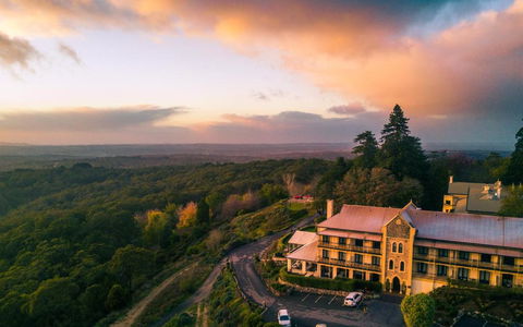 Mount Lofty House & Estate Adelaide Hills - New Castle Holiday 1