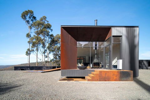 Mountain Top Snug, House Itas - New Castle Holiday 0