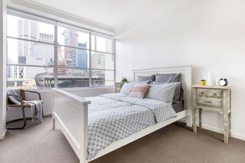 NEW! A Comfy & Stylish Apt Next To Darling Harbour - New Castle Holiday 0