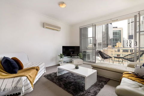 NEW! A Comfy & Stylish Apt Next To Darling Harbour - New Castle Holiday 1