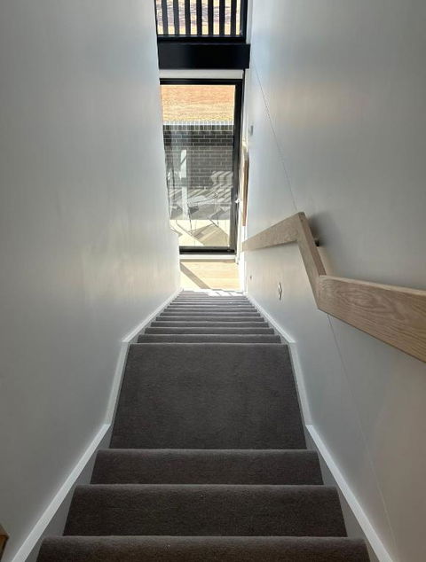 New & Modern Loft 1bd W/Pool&Gym - New Castle Holiday 3