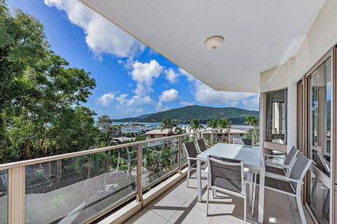 NEW! Gorgeous 2BR Apartment With Stunning Ocean Views! - New Castle Holiday 2