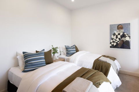 NEW Pleasant View Stays TORQUAY - New Castle Holiday 2