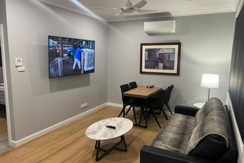 Northcott Lodge with New Castle Holiday