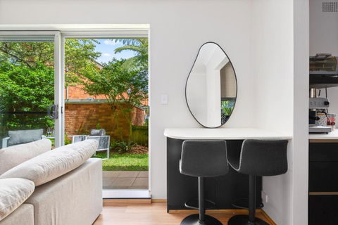 Northern Beaches Garden Hideaway - New Castle Holiday 2