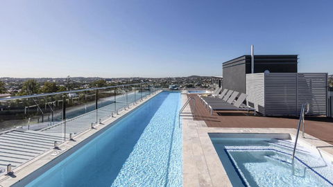 Oaks Brisbane Woolloongabba Suites - New Castle Holiday 0