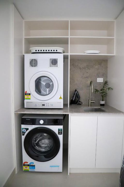 Ocean Breeze Shellharbour Marina - New Castle Holiday 2