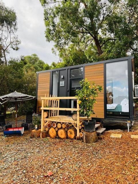 Orange 2 By Tiny Away - New Castle Holiday 0