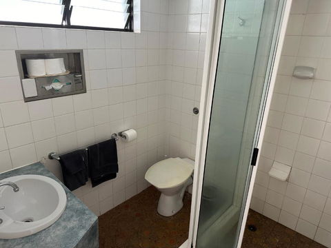 Overlander Hotel - New Castle Holiday 3