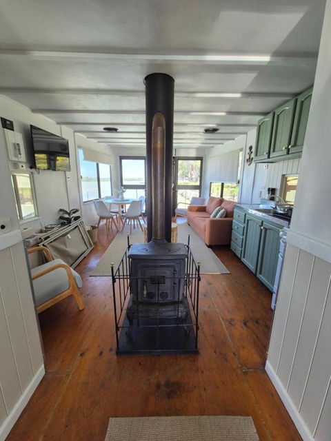 Paddle Wheeler Lilian - New Castle Holiday 2