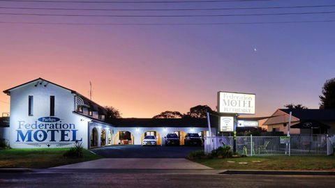 Parkes Federation Motel - New Castle Holiday 3