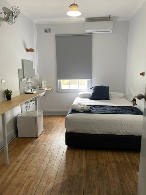 Parkes Hotel - New Castle Holiday 3