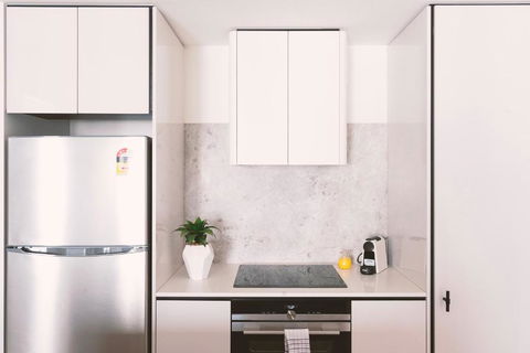 Patio Mt View 1BR Apt In CBD Near ANU And Museum With Free Parking And WiFi - New Castle Holiday 2