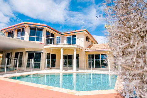 Peaceful Waterfront Home - New Castle Holiday 0