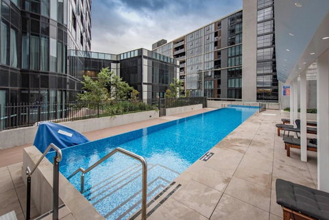 Penthouse Apartment In Belconnen - New Castle Holiday 0