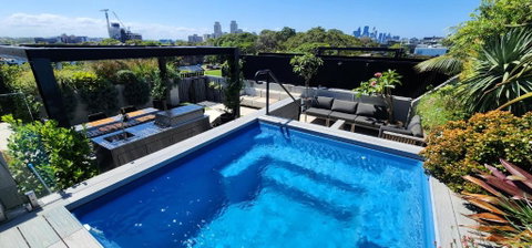 Penthouse Perfection With Private Rooftop Pool - New Castle Holiday 0