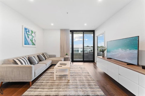 Perfect Location 1-Bed With Balcony, BBQ & Parking - New Castle Holiday 0