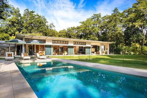 Pine Mountain - New Castle Holiday 0