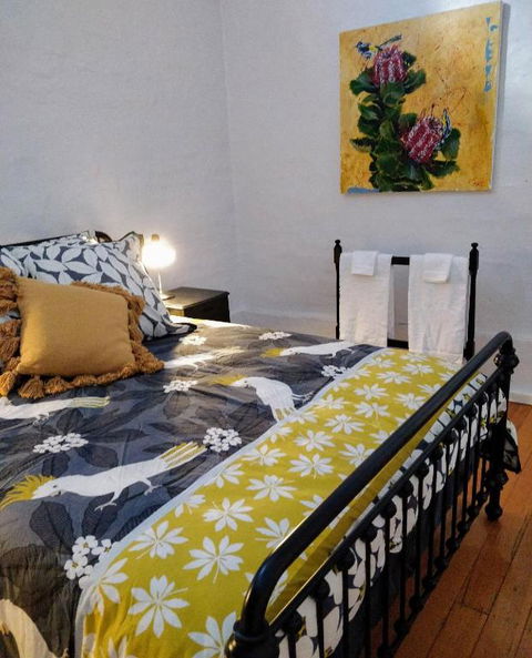 Pips On Mitchell - Beautiful Historic Apartment - New Castle Holiday 0