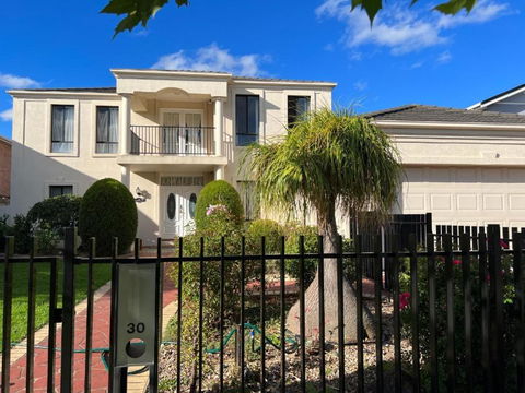 Pleasant Private Room In Taylors Lake Near Melbourne Airport - New Castle Holiday 0