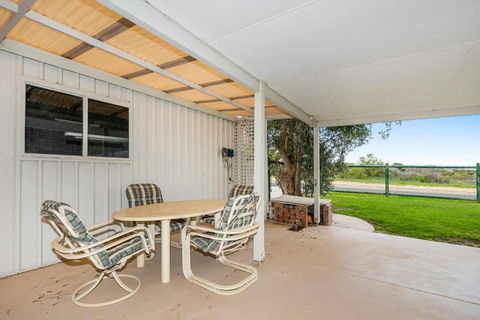 Ponderosa - Dunes Right On You Doorstep - New Castle Holiday 3