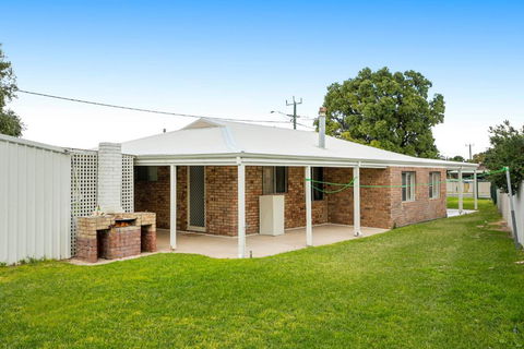 Ponderosa - Dunes Right On You Doorstep - New Castle Holiday 2