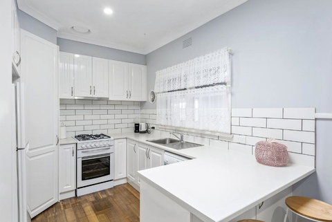 Portside Rest - New Castle Holiday 2