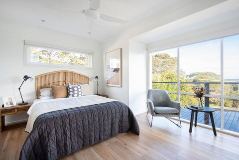 Perfect Peninsula Base With Heated Pool And Spa - New Castle Holiday 3