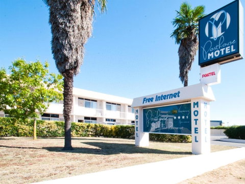 Posthouse Motor Lodge - New Castle Holiday 0