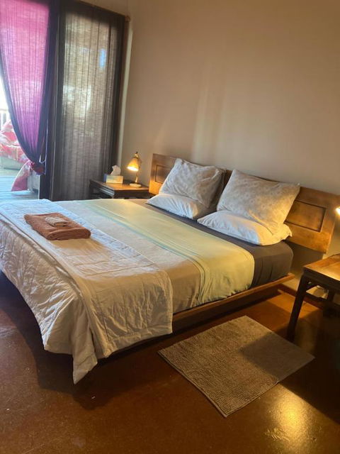 Potters Warehouse - New Castle Holiday 2