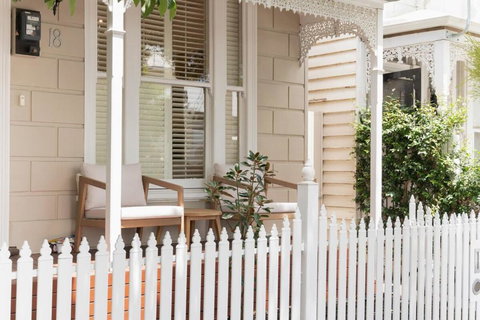 Prahran Timeless & Modern Haven, With Parking - New Castle Holiday 0