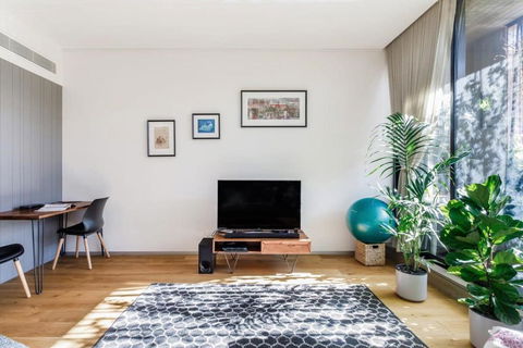 Premium Executive Apt In The Heart Of Fitzroy - New Castle Holiday 3
