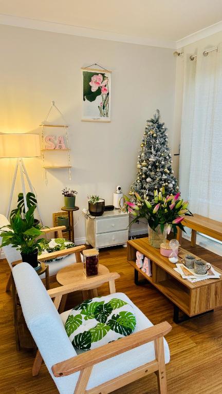 Premium Bedroom In Melbourne - New Castle Holiday 3