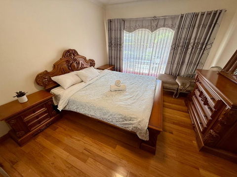 Private House - New Castle Holiday 1