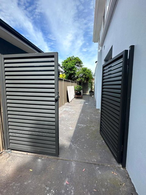 Private, Local Living Studio In Mascot, Airport - New Castle Holiday 3