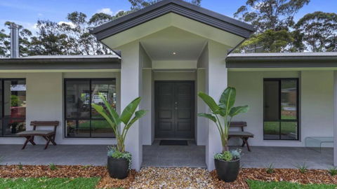 Private Luxury With Beach Views - New Castle Holiday 1