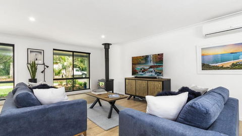 Private Luxury With Beach Views - New Castle Holiday 3