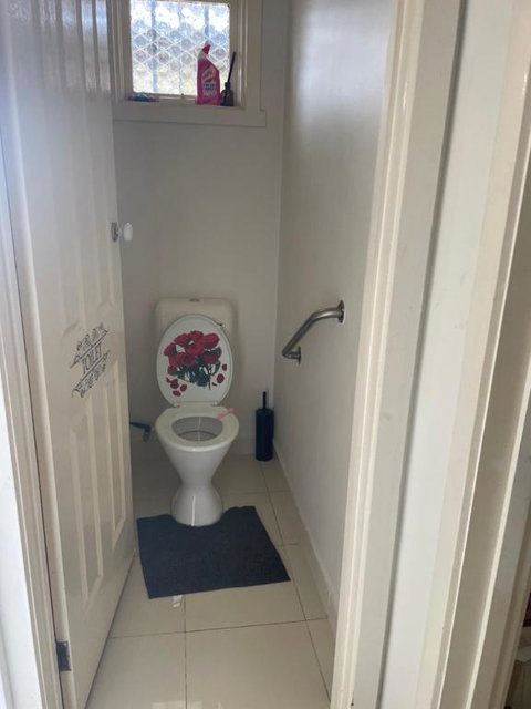 Private Room Near Melbourne Airport - New Castle Holiday 2