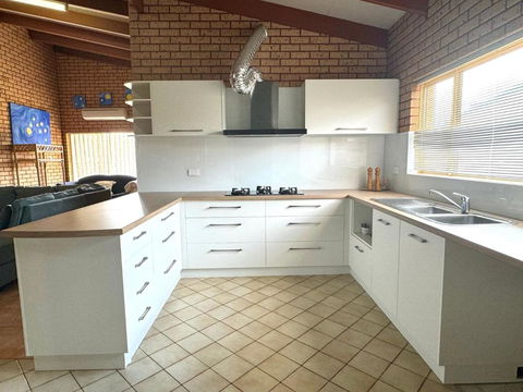 Puggle Palace - New Castle Holiday 2