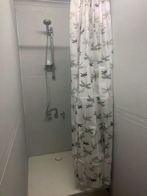 Q Lux Inn Emerald - New Castle Holiday 3