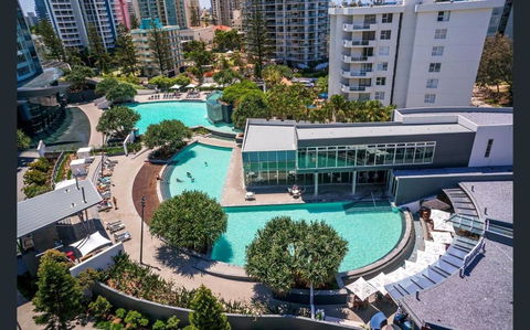 Q Tower At Surfers Paradise - From Level 3 - Private & Self Contained Apartments - New Castle Holiday 2