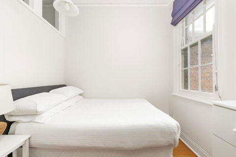Quaint 3-Bed Heritage Home In The Heart Of Sydney - New Castle Holiday 3