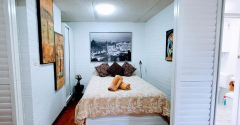 Quaint & Tranquil Subiaco 1 Bedroom Apartment - New Castle Holiday 1