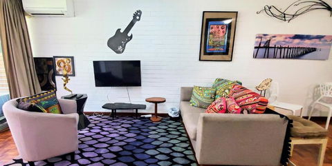 Quaint & Tranquil Subiaco 1 Bedroom Apartment - New Castle Holiday 3