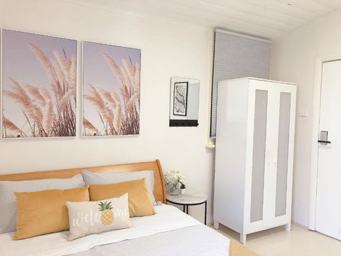 Quaint Double Or Queen Room - Mins To Stations&UNSW - Shared Bathroom - New Castle Holiday 1